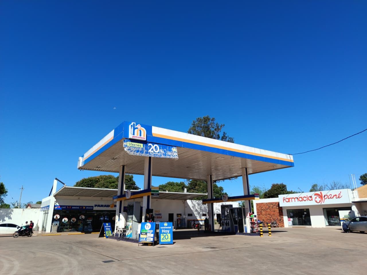 Estación HN en Loreto con productos