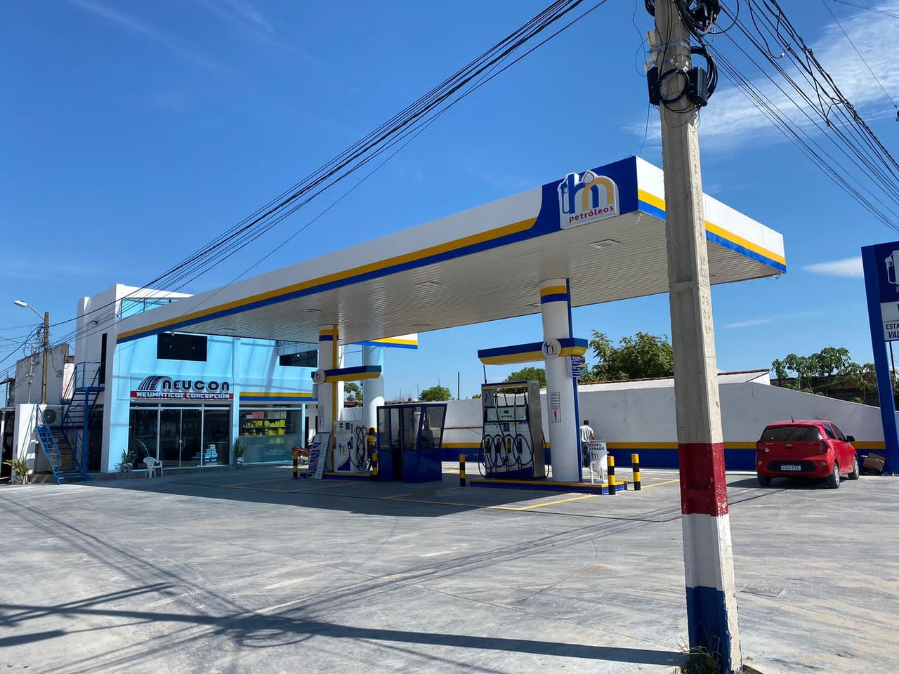 Estación HN en Vallemí, vista lateral